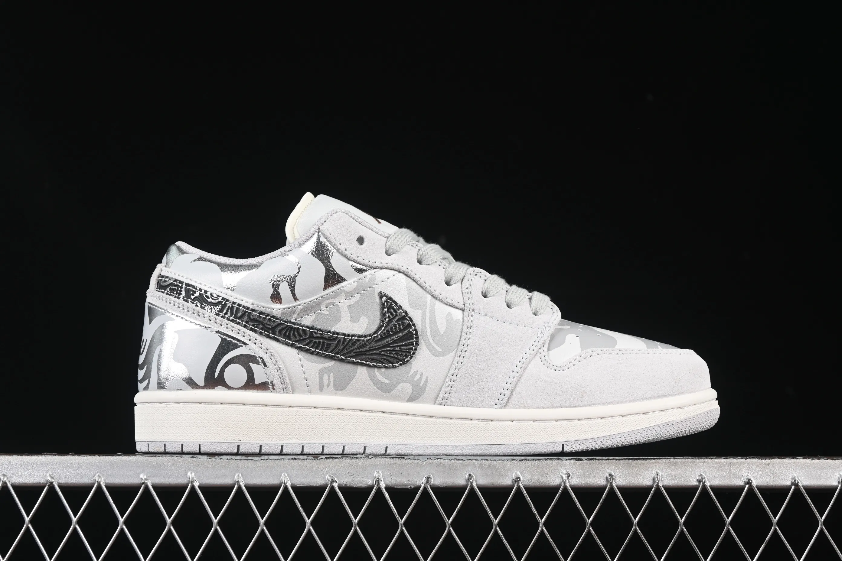 All categories Air Jordan Jordan series basketball shoes Air Jordan 1 Low Air Jordan 1 Low AJ1 Joe 1 Panda Prank CNY Youlong Zeling Zhizhishan low-top casual sneakers HF1567-200